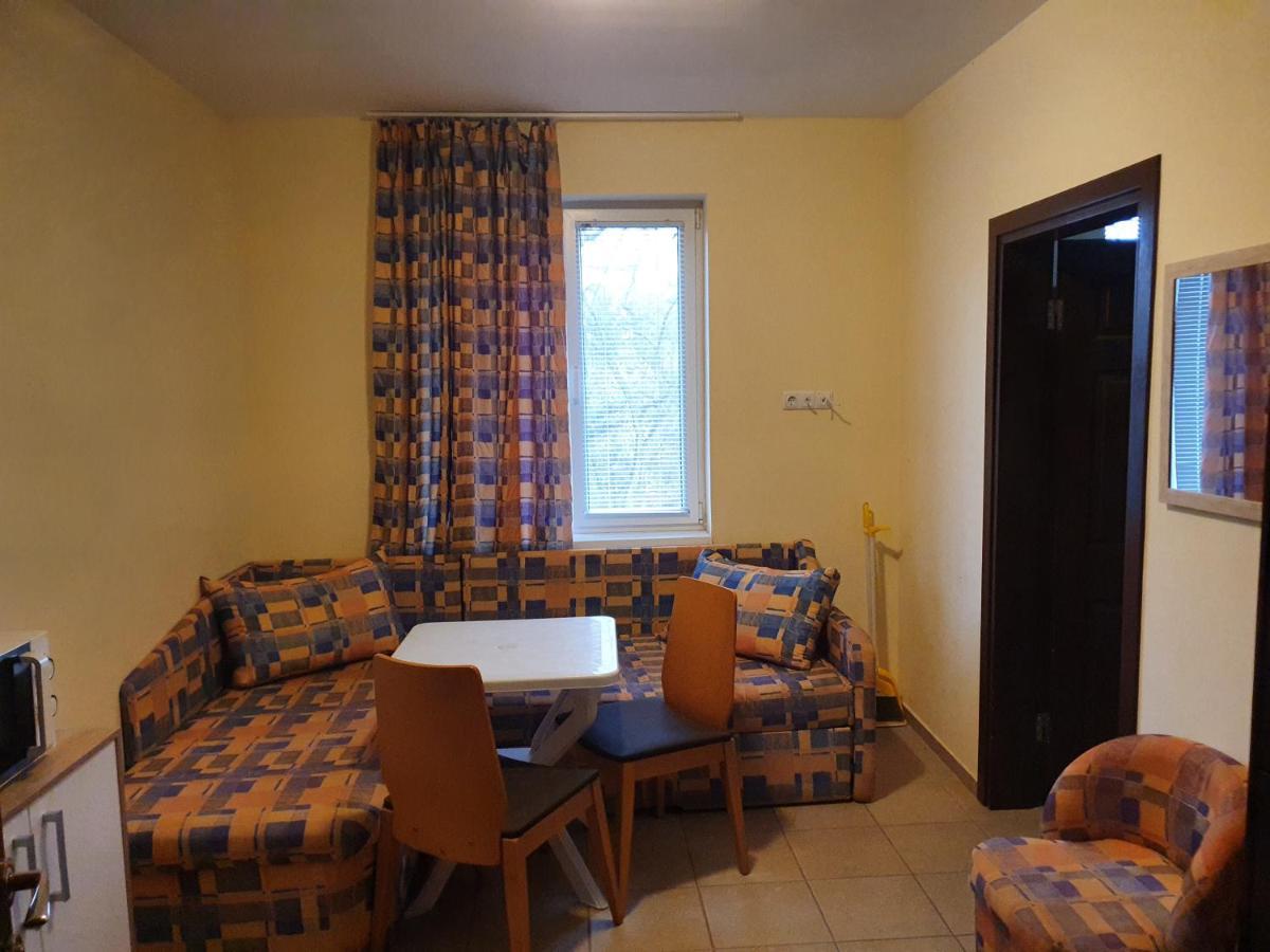 Hotel Viriks Burgas City Exterior foto
