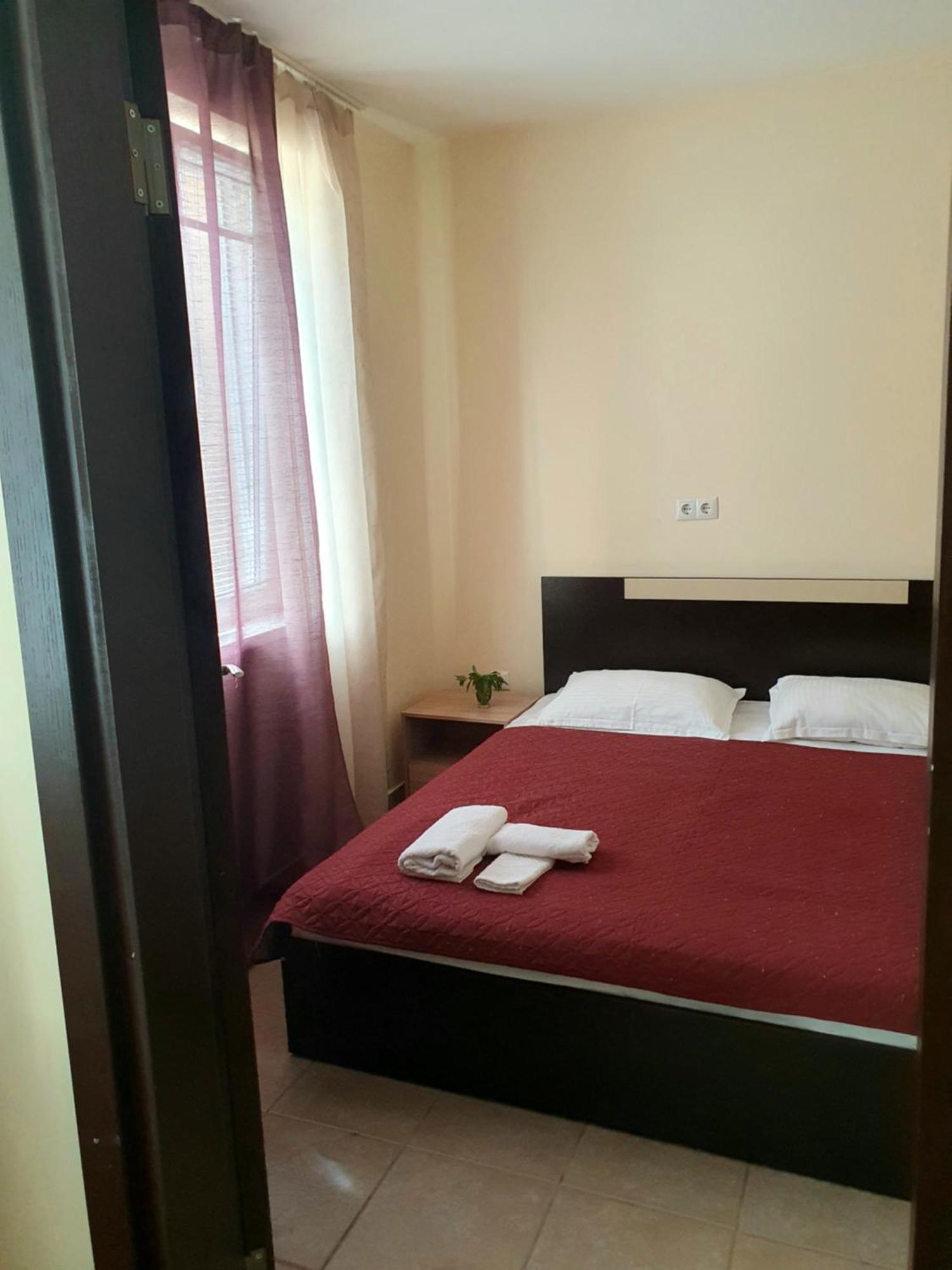 Hotel Viriks Burgas City Exterior foto