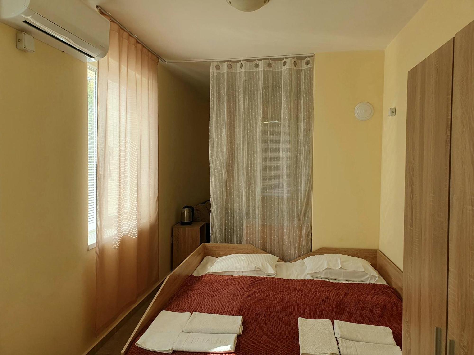 Hotel Viriks Burgas City Exterior foto